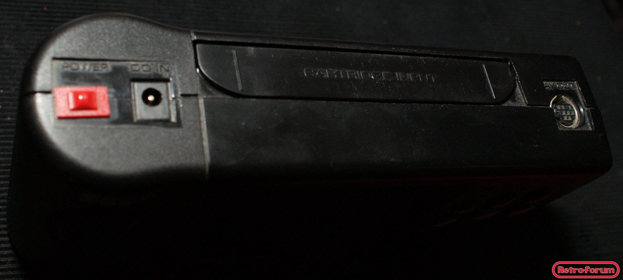 Sega Genesis Nomad cartridge-slot