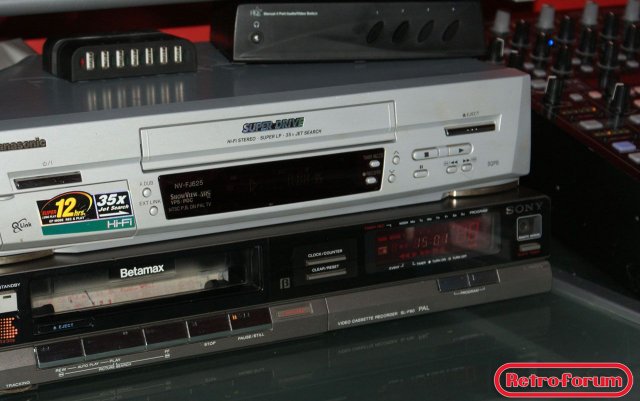 Panasonic VHS en Sony Betamax recorder