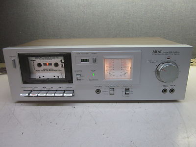 vintage-akai-cs-m01a-stereo-cassette-deck-tape-player-fdff22bf0744e5b5da546e117811c0d2.jpg.66cc69bf9a97c3bb376dee994f801b9c.jpg