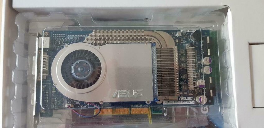 asus-v9999-2.JPG